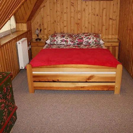 Nad Potokiem Szálloda *