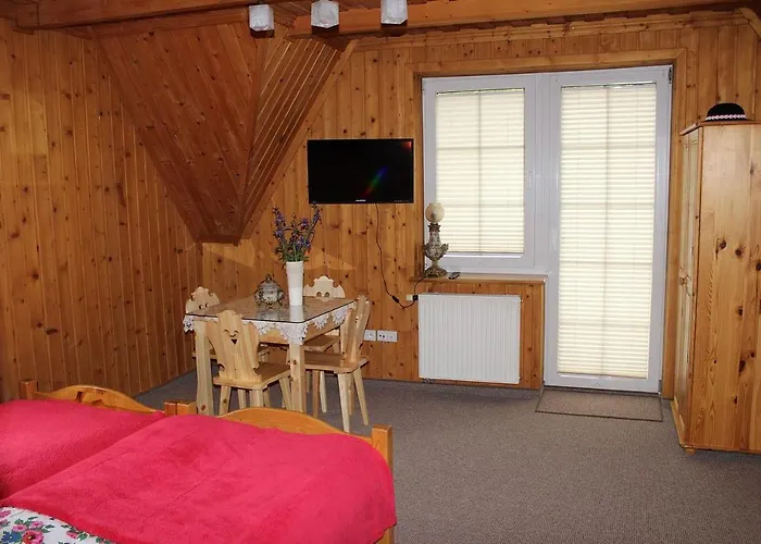 מלון Nad Potokiem זקופאנה